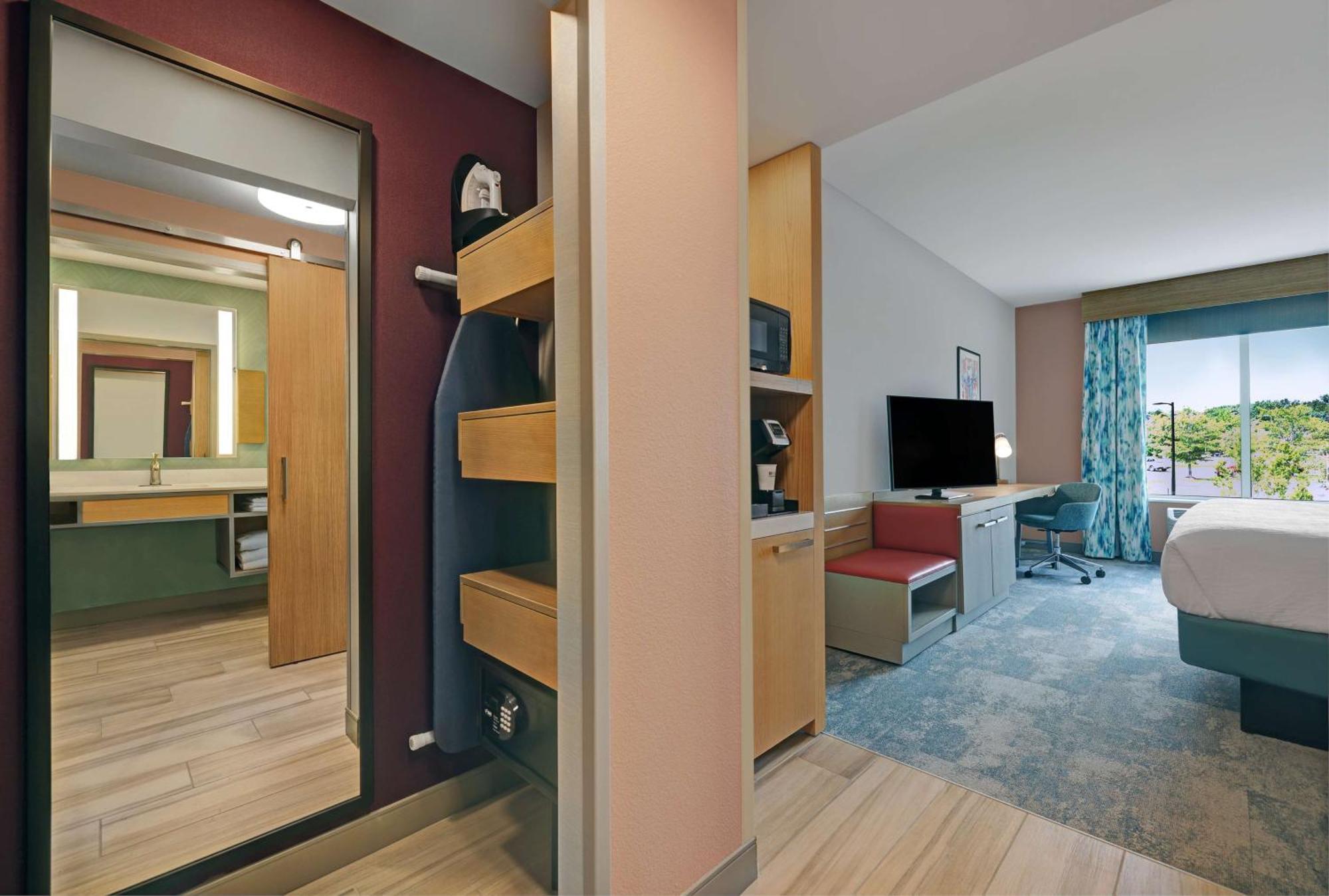 Hilton Garden Inn Манассас Экстерьер фото