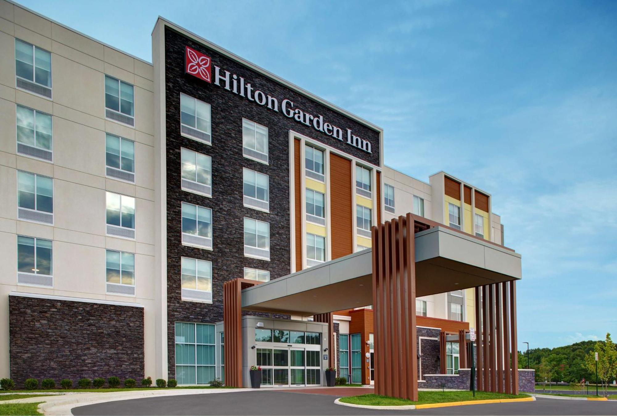 Hilton Garden Inn Манассас Экстерьер фото